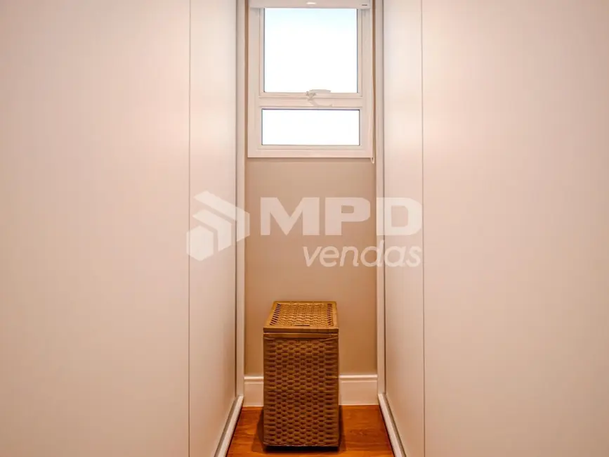 Apartamento com 3 quartos à venda, 175m2 em Tamboré, Santana De Parnaiba - SP - imagem 8 Foto 8 de Apartamento com 3 quartos à venda, 175m2 em Tamboré, Santana De Parnaiba - SP