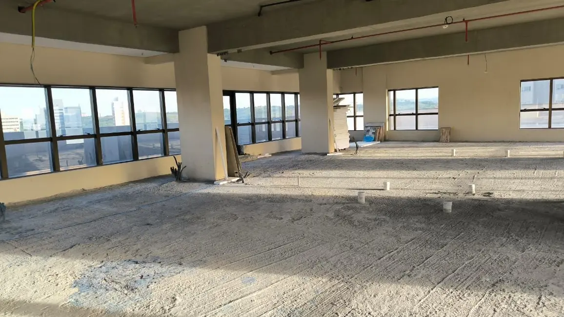 Foto 3 de Sala Comercial com 1 quarto para alugar, 636m2 em Vila Pouso Alegre, Barueri - SP