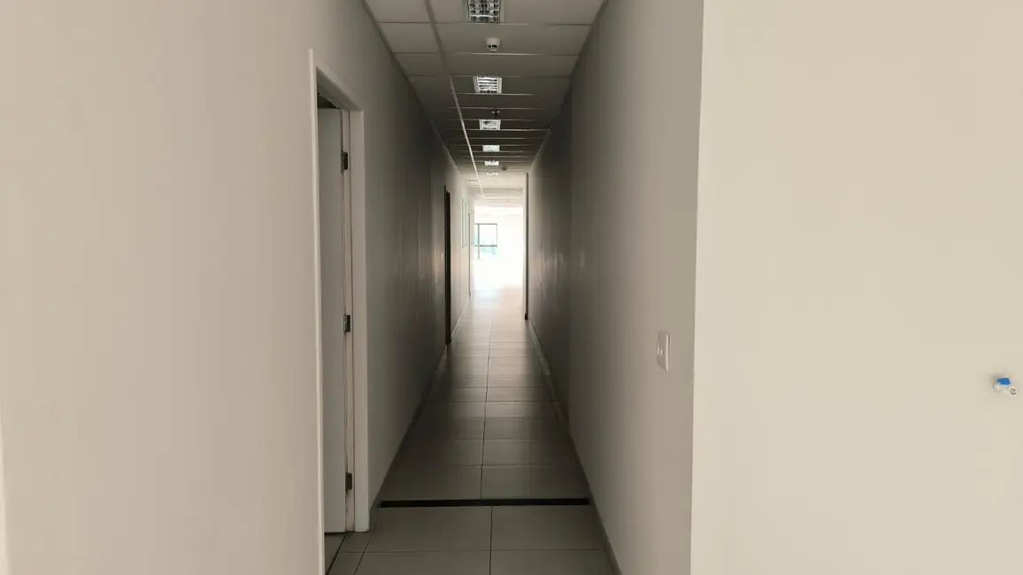 Sala Comercial com 1 quarto para alugar, 636m2 em Vila Pouso Alegre, Barueri - SP - imagem 9 Foto 9 de Sala Comercial com 1 quarto para alugar, 636m2 em Vila Pouso Alegre, Barueri - SP