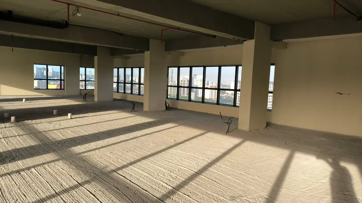 Foto 4 de Sala Comercial com 1 quarto para alugar, 636m2 em Vila Pouso Alegre, Barueri - SP