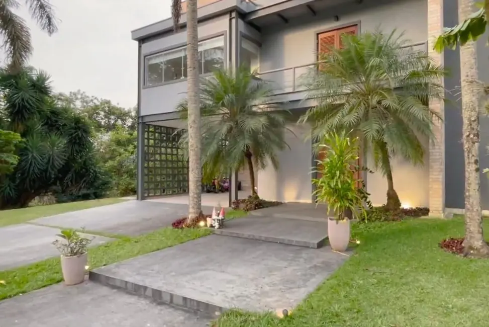 Foto 2 de Sobrado com 3 quartos à venda, 421m2 em Tarumã, Santana De Parnaiba - SP