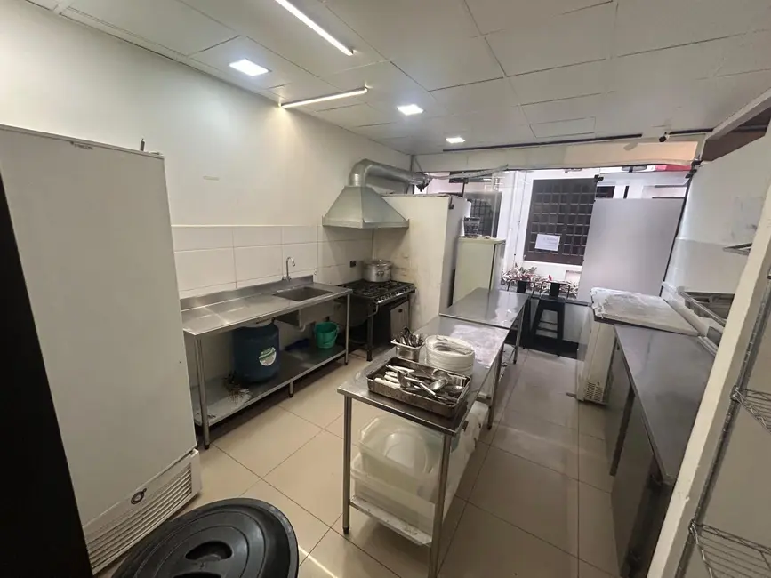 Prédio Inteiro para alugar, 64m2 em Barueri - SP - imagem 5 Foto 5 de Prédio Inteiro para alugar, 64m2 em Barueri - SP