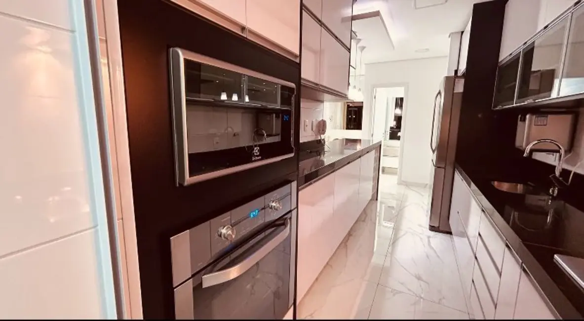 Apartamento com 3 quartos para alugar, 112m2 em Barueri - SP - imagem 4 Foto 4 de Apartamento com 3 quartos para alugar, 112m2 em Barueri - SP