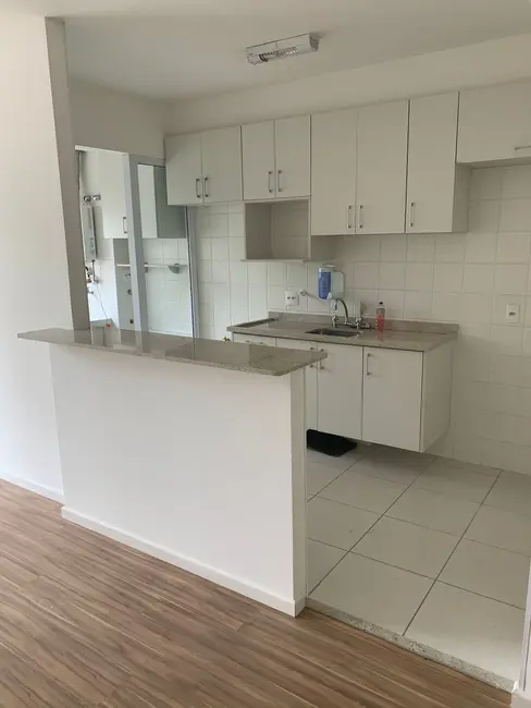 Foto 2 de Apartamento com 1 quarto para alugar, 50m2 em Alphaville Industrial, Barueri - SP