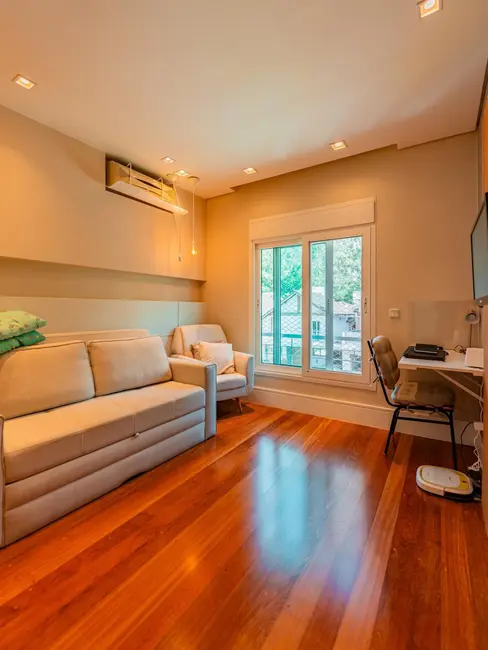 Foto 7 de Sobrado com 3 quartos à venda, 290m2 em Alphaville, Santana De Parnaiba - SP