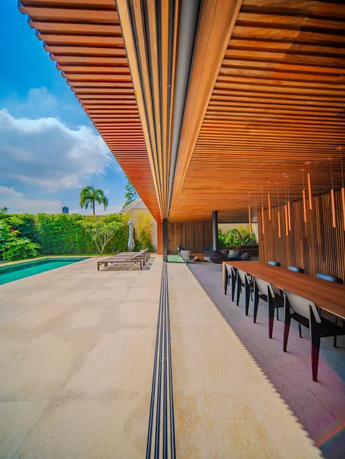 Foto 3 de Sobrado com 4 quartos à venda, 615m2 em Alphaville Residencial Zero, Barueri - SP