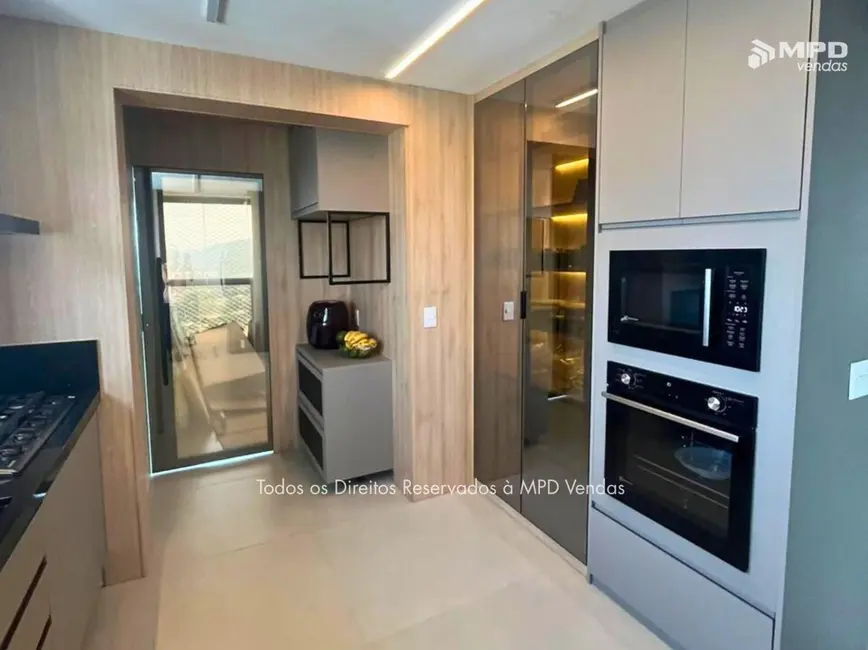 Foto 9 de Apartamento com 3 quartos à venda, 180m2 em Alphaville Conde II, Barueri - SP