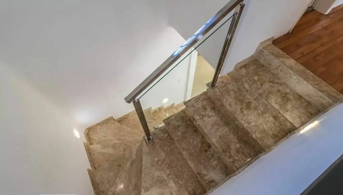 Foto 6 de Sobrado com 4 quartos à venda, 346m2 em Alphaville, Santana De Parnaiba - SP