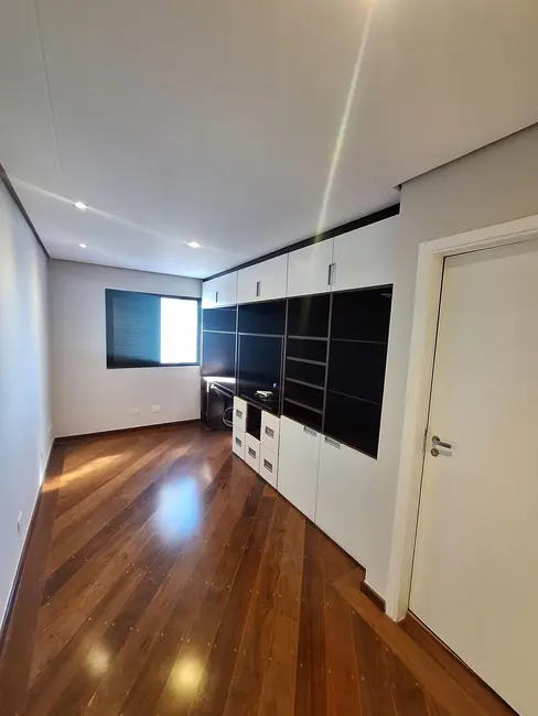 Foto 6 de Apartamento com 3 quartos para alugar, 154m2 em Barueri - SP