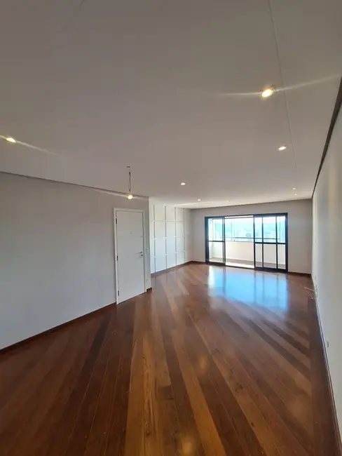 Foto 2 de Apartamento com 3 quartos para alugar, 154m2 em Barueri - SP