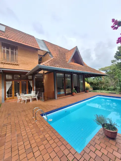 Foto 1 de Sobrado com 4 quartos para alugar, 625m2 em Alphaville, Santana De Parnaiba - SP