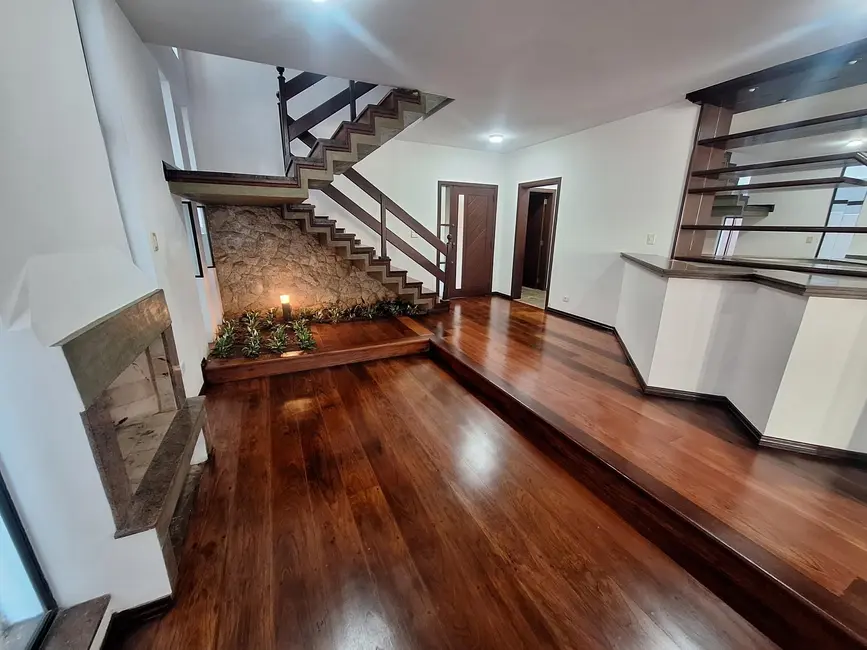 Foto 2 de Sobrado com 2 quartos para alugar, 308m2 em Alphaville, Santana De Parnaiba - SP