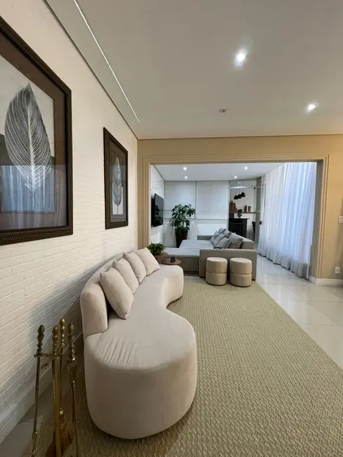 Foto 1 de Casa com 3 quartos para alugar, 300m2 em Tamboré, Santana De Parnaiba - SP