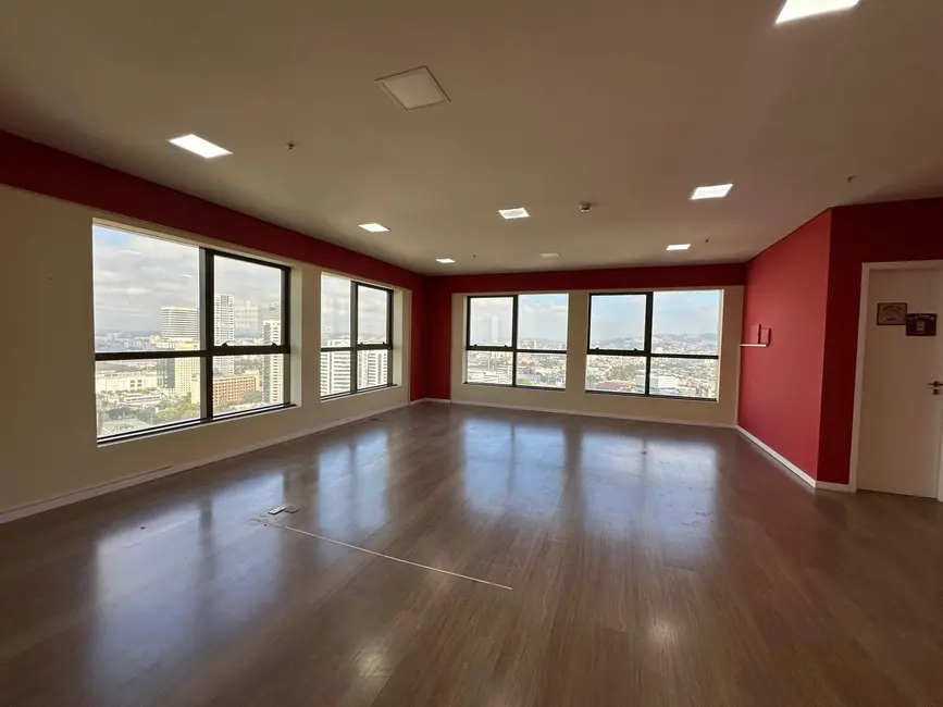 Foto 1 de Sala Comercial com 1 quarto para alugar, 87m2 em Barueri - SP
