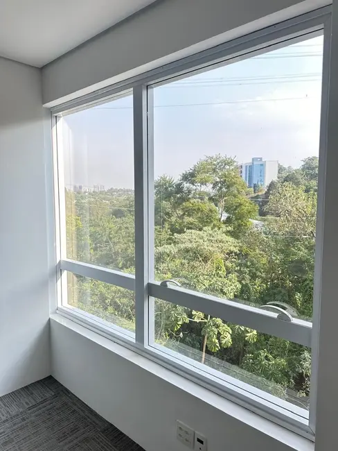 Foto 1 de Sala Comercial com 1 quarto para alugar, 30m2 em Santana De Parnaiba - SP