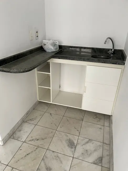 Sala Comercial com 1 quarto para alugar, 30m2 em Alphaville Industrial, Barueri - SP - imagem 5 Foto 5 de Sala Comercial com 1 quarto para alugar, 30m2 em Alphaville Industrial, Barueri - SP