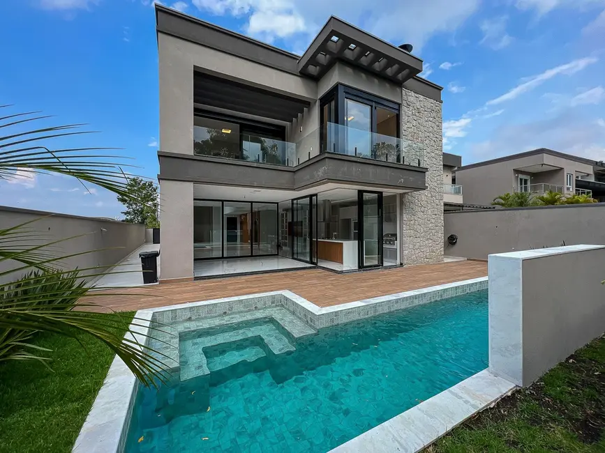 Foto 1 de Sobrado com 4 quartos à venda, 430m2 em Alphaville, Santana De Parnaiba - SP