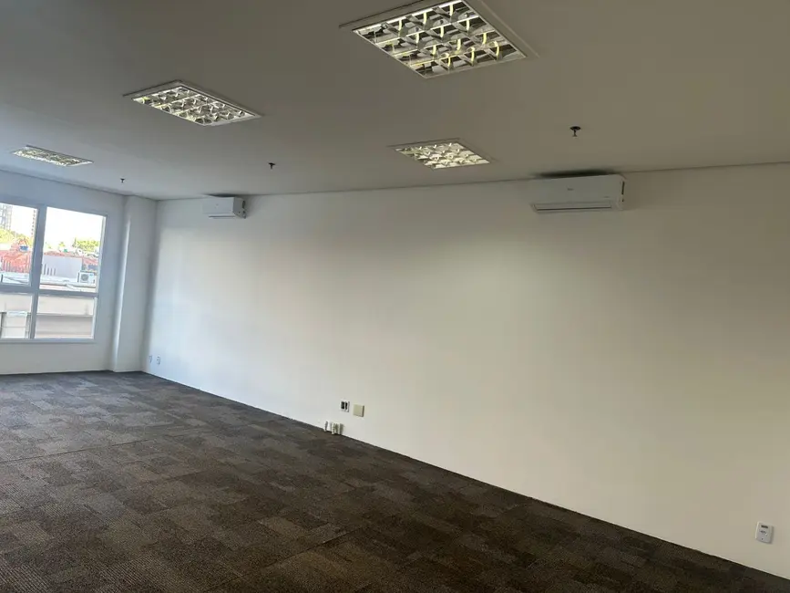 Foto 5 de Sala Comercial com 1 quarto para alugar, 56m2 em Sítio Tamboré Alphaville, Barueri - SP