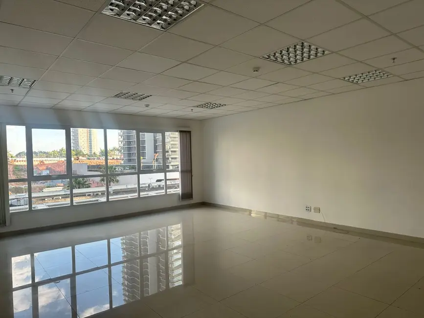 Foto 3 de Sala Comercial com 1 quarto à venda, 53m2 em Sítio Tamboré Alphaville, Barueri - SP