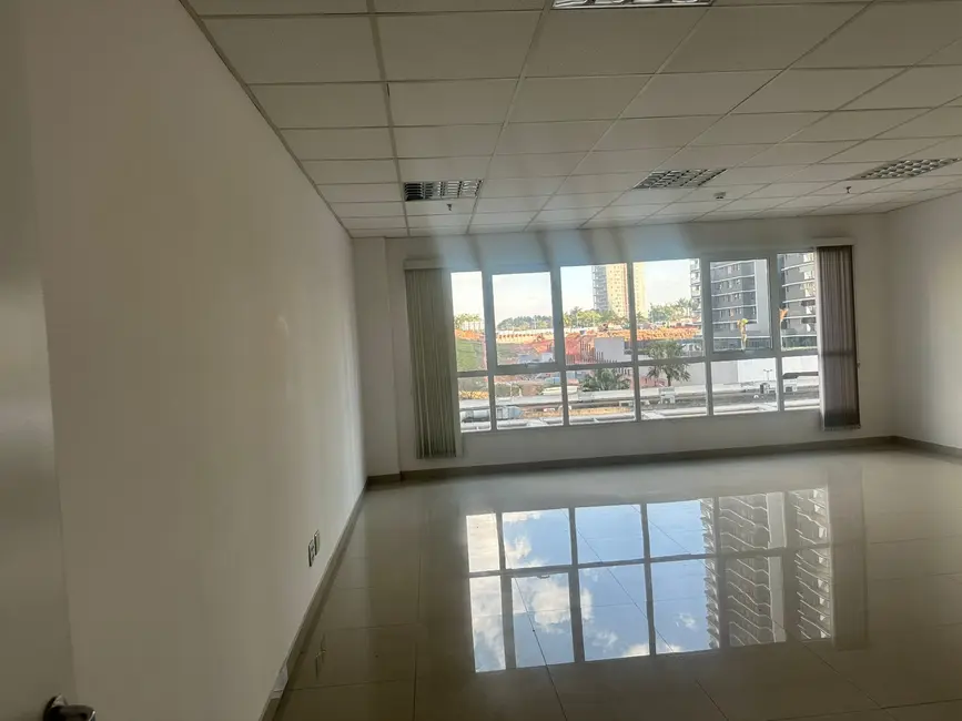 Foto 2 de Sala Comercial com 1 quarto à venda, 53m2 em Sítio Tamboré Alphaville, Barueri - SP