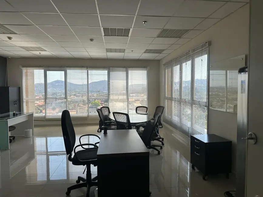 Foto 9 de Sala Comercial com 2 quartos para alugar, 81m2 em Sítio Tamboré Alphaville, Barueri - SP