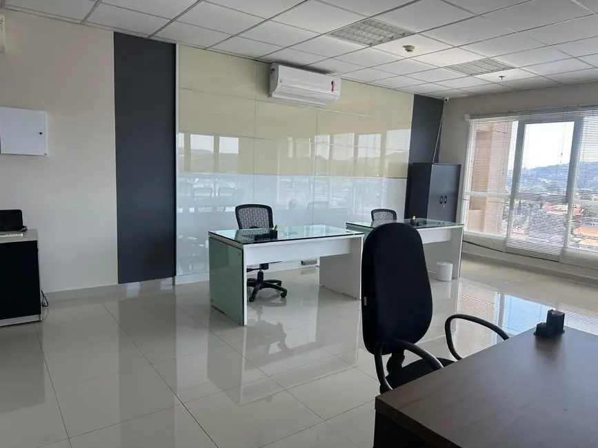 Foto 4 de Sala Comercial com 2 quartos para alugar, 81m2 em Sítio Tamboré Alphaville, Barueri - SP