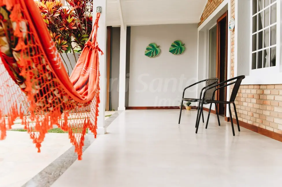 Foto 2 de Casa com 4 quartos à venda, 162m2 em Ilhabela - SP