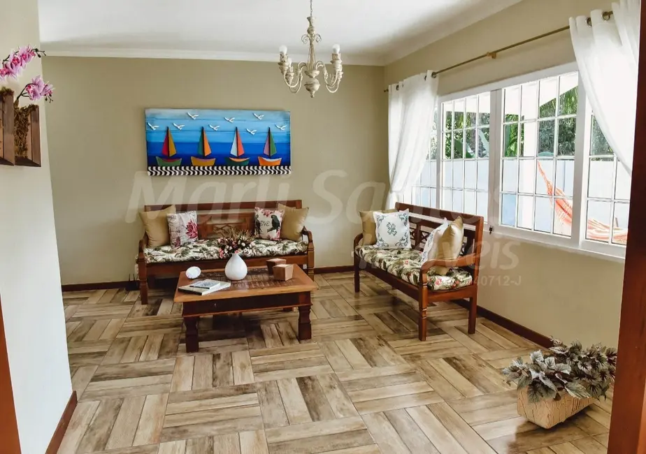 Foto 6 de Casa com 4 quartos à venda, 162m2 em Ilhabela - SP