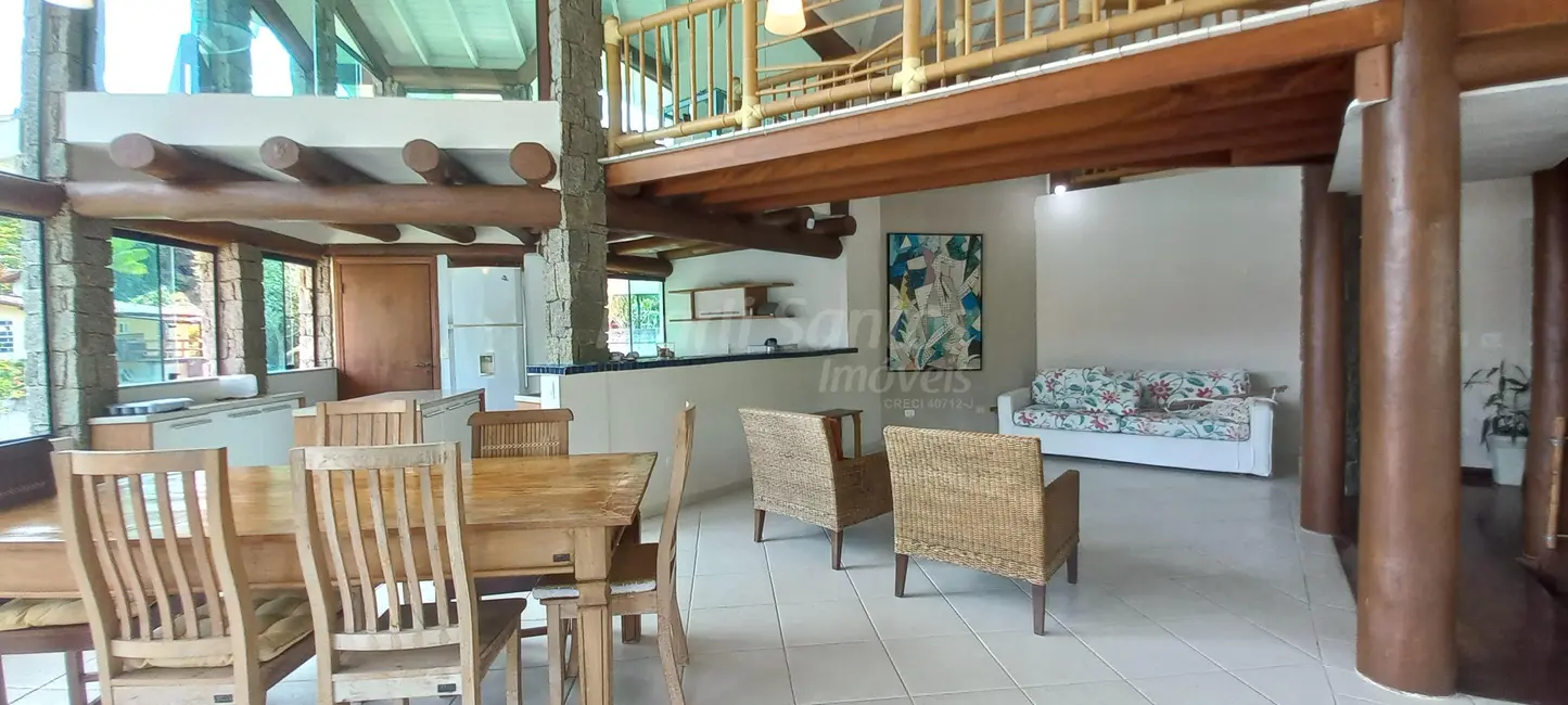 Casa com 4 quartos à venda, 360m2 em Ilhabela - SP - imagem 4 Foto 4 de Casa com 4 quartos à venda, 360m2 em Ilhabela - SP