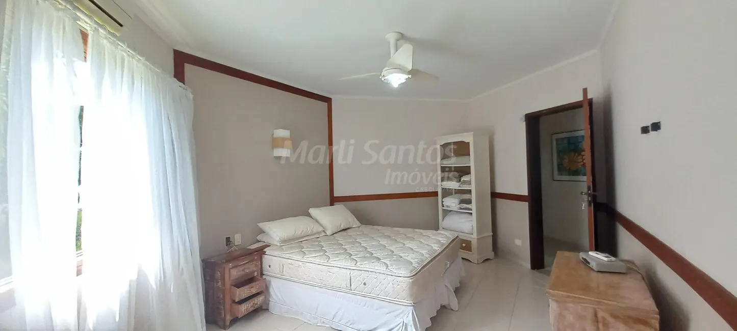 Casa com 4 quartos à venda, 360m2 em Ilhabela - SP - imagem 8 Foto 8 de Casa com 4 quartos à venda, 360m2 em Ilhabela - SP