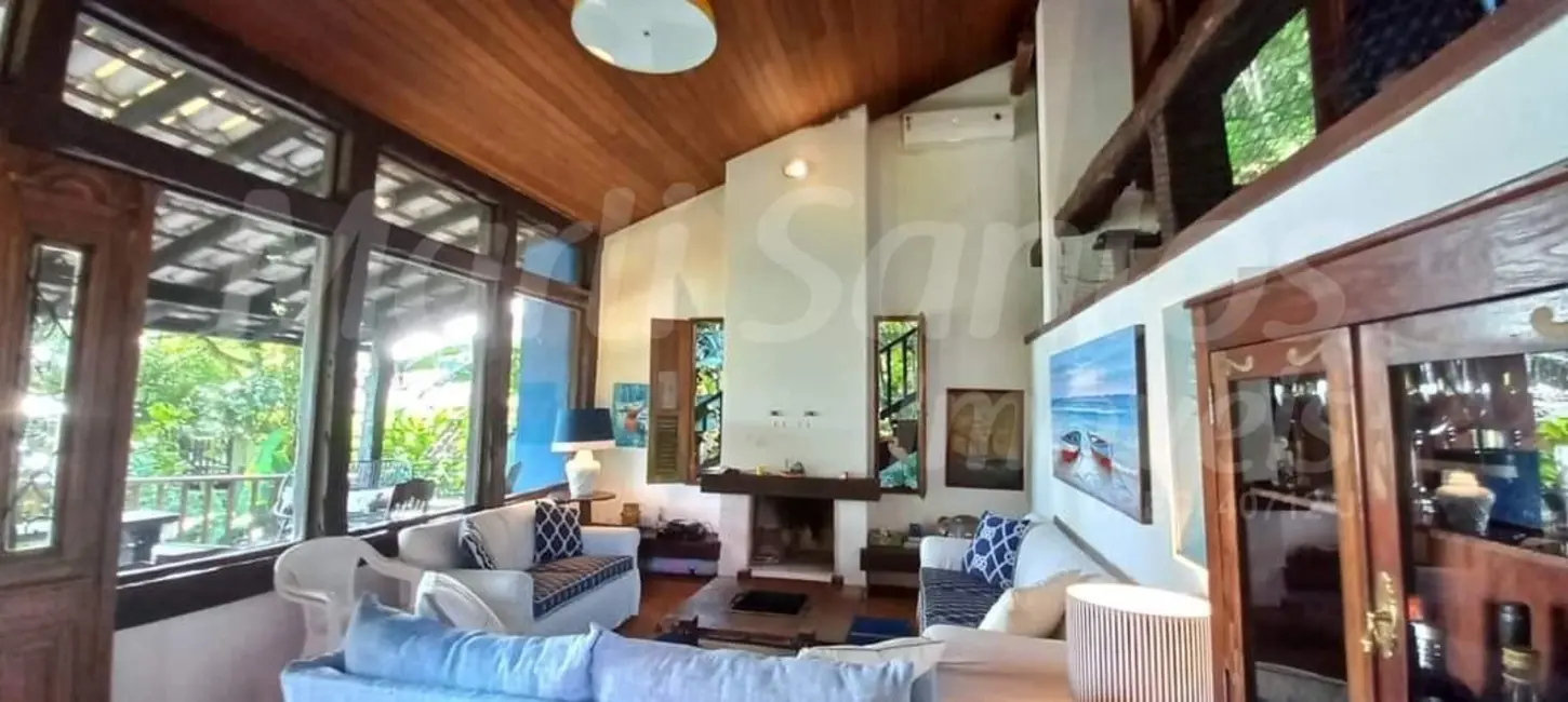Foto 1 de Casa com 4 quartos à venda, 172m2 em Ilhabela - SP