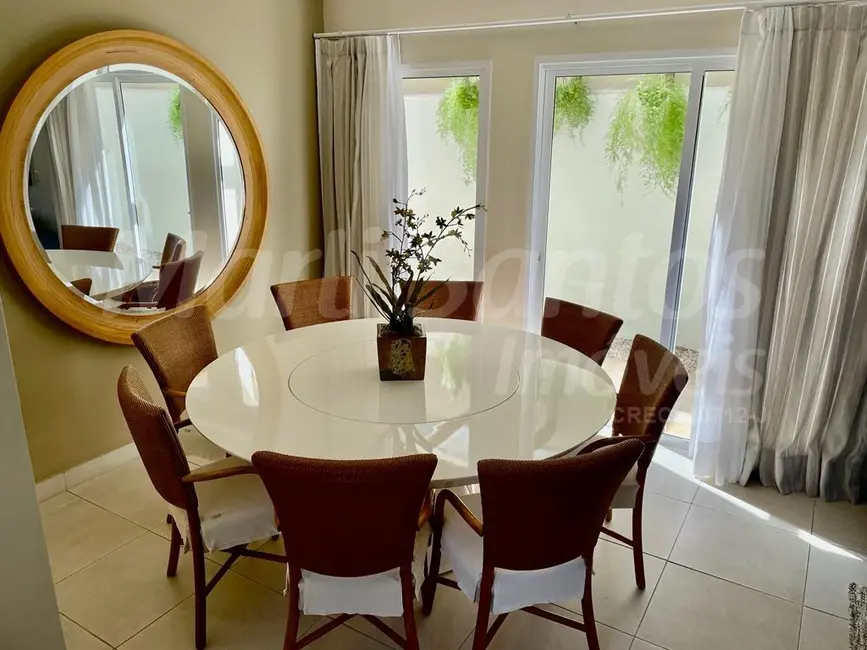 Foto 6 de Casa com 4 quartos à venda, 347m2 em Ilhabela - SP