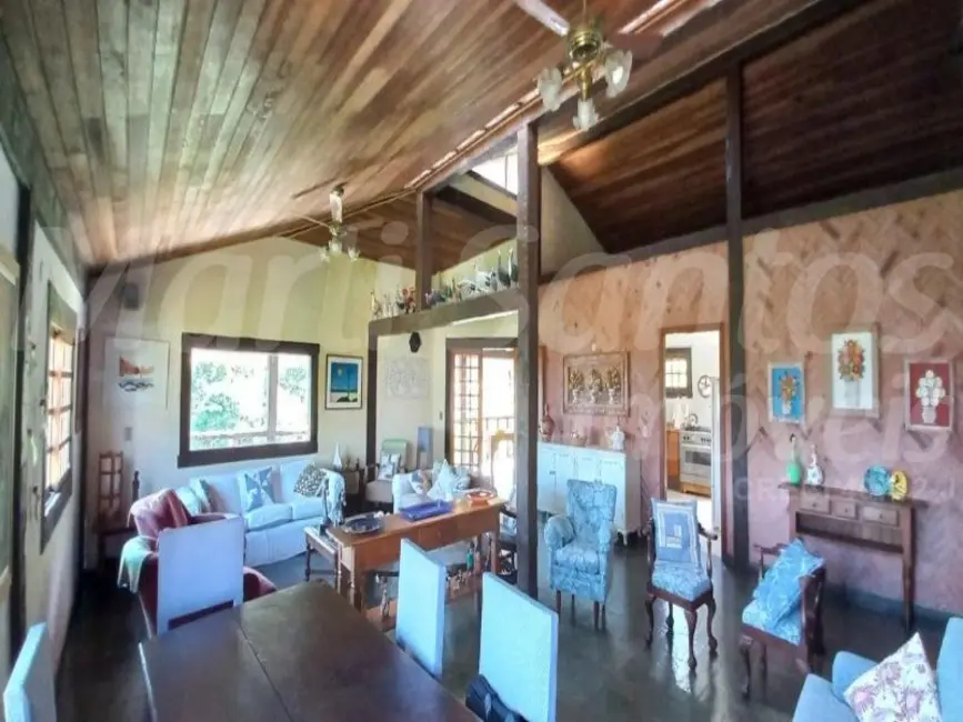 Foto 4 de Casa com 5 quartos à venda, 331m2 em Ilhabela - SP