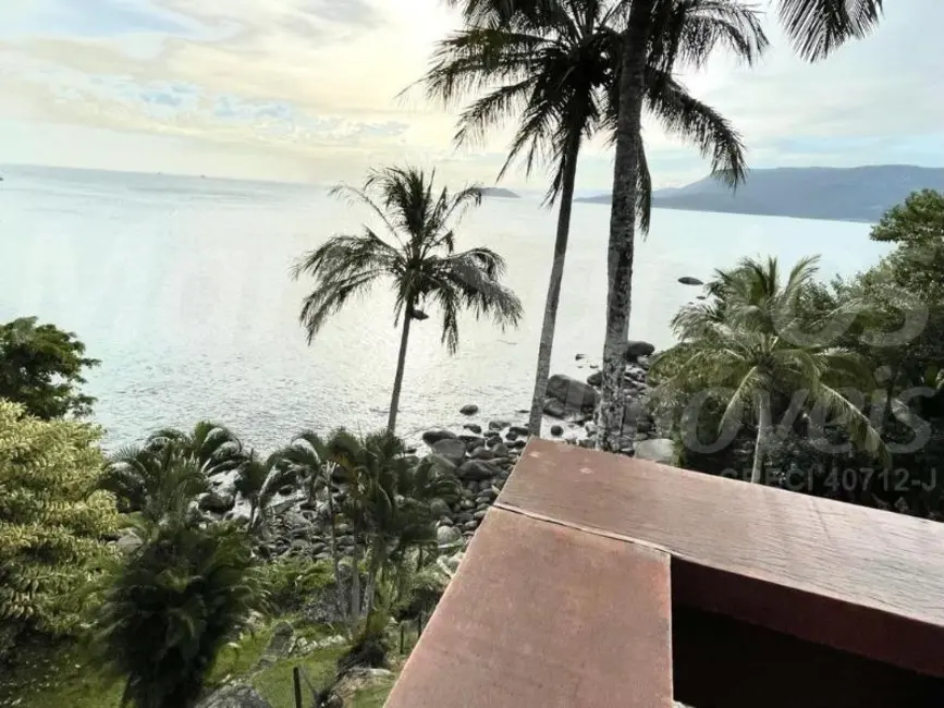 Foto 6 de Casa com 5 quartos à venda, 217m2 em Ilhabela - SP