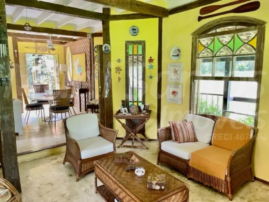Foto 1 de Casa de Condomínio com 2 quartos à venda, 138m2 em Ilhabela - SP