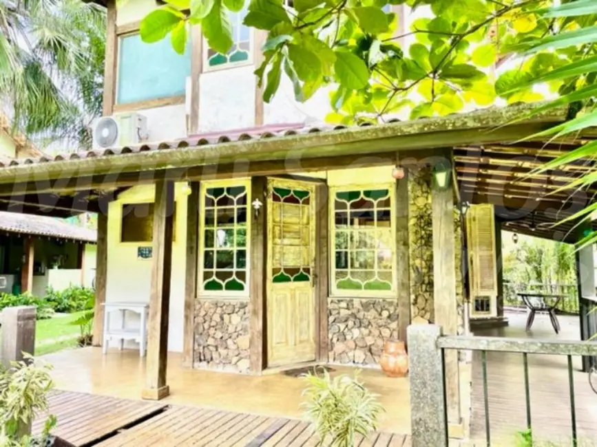 Foto 3 de Casa de Condomínio com 2 quartos à venda, 138m2 em Ilhabela - SP