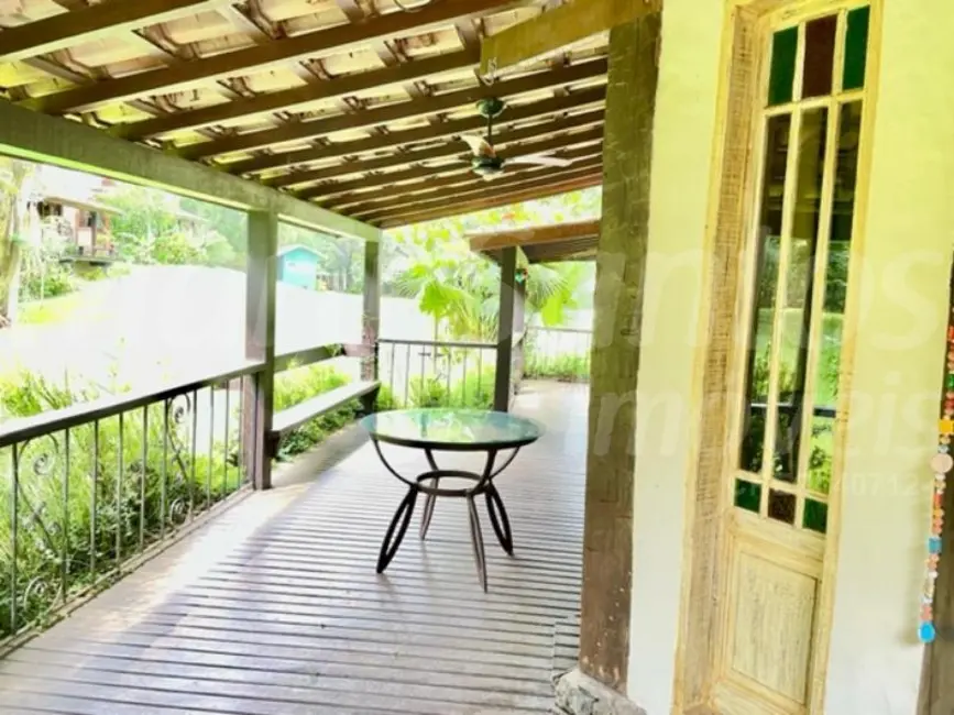 Foto 4 de Casa de Condomínio com 2 quartos à venda, 138m2 em Ilhabela - SP