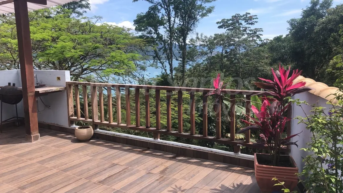 Foto 1 de Casa com 10 quartos à venda, 408m2 em Ilhabela - SP