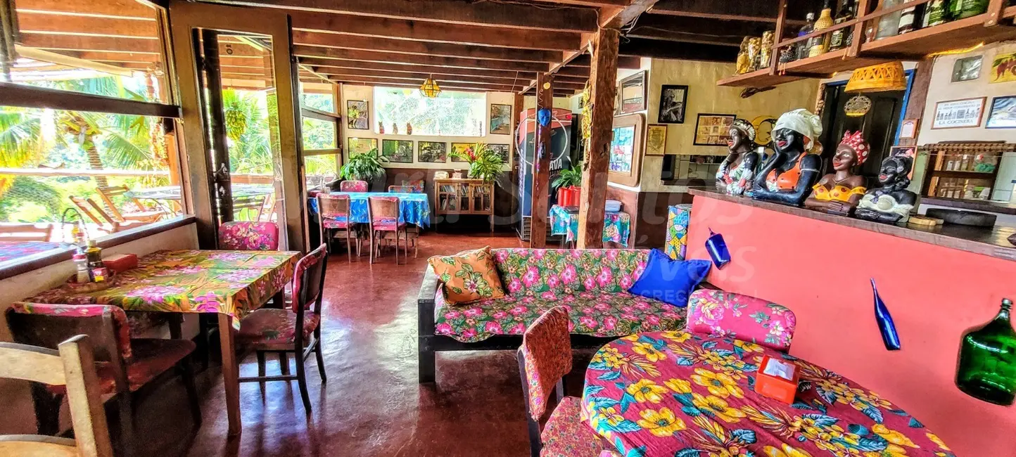 Foto 5 de Prédio Inteiro com 2 quartos à venda, 222m2 em Ilhabela - SP