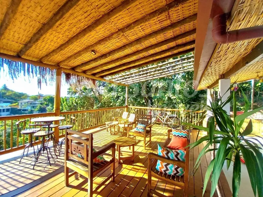 Foto 3 de Casa com 4 quartos para alugar, 278m2 em Ilhabela - SP