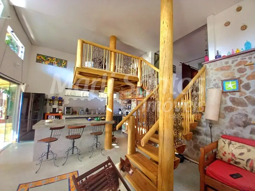 Foto 5 de Casa com 4 quartos para alugar, 278m2 em Ilhabela - SP