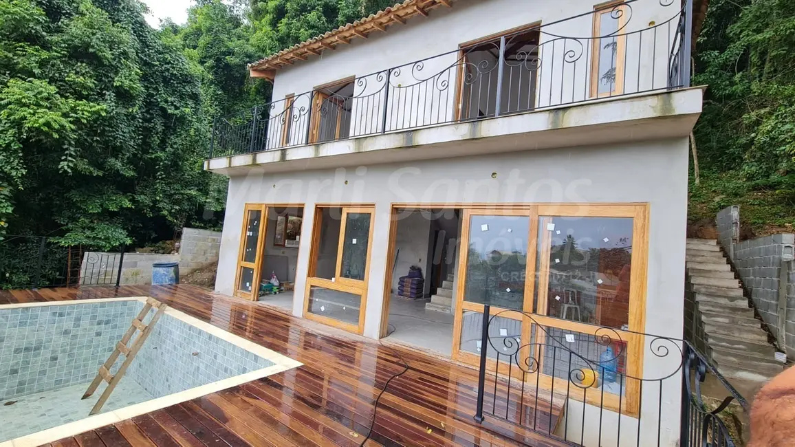 Foto 1 de Casa com 4 quartos à venda, 170m2 em Ilhabela - SP