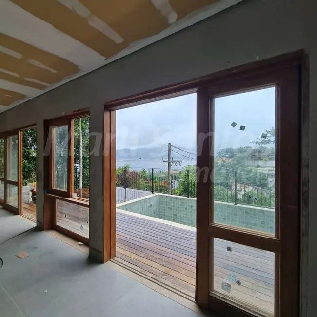 Foto 4 de Casa com 4 quartos à venda, 170m2 em Ilhabela - SP