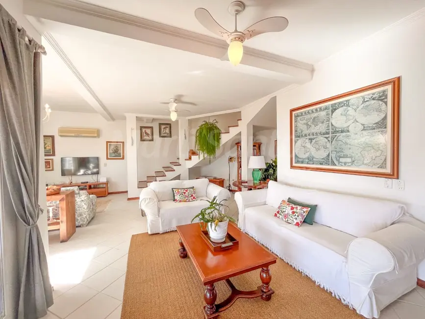 Foto 3 de Casa com 4 quartos à venda, 203m2 em Ilhabela - SP