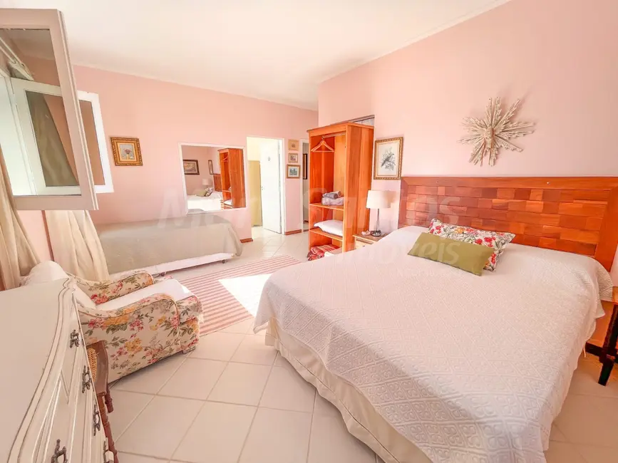 Foto 8 de Casa com 4 quartos à venda, 203m2 em Ilhabela - SP