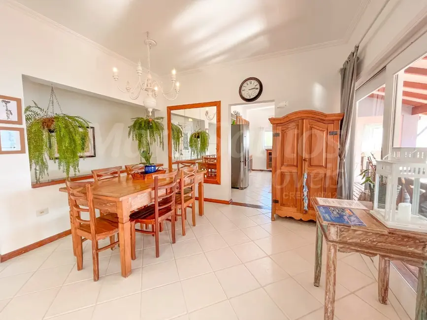 Foto 5 de Casa com 4 quartos à venda, 203m2 em Ilhabela - SP