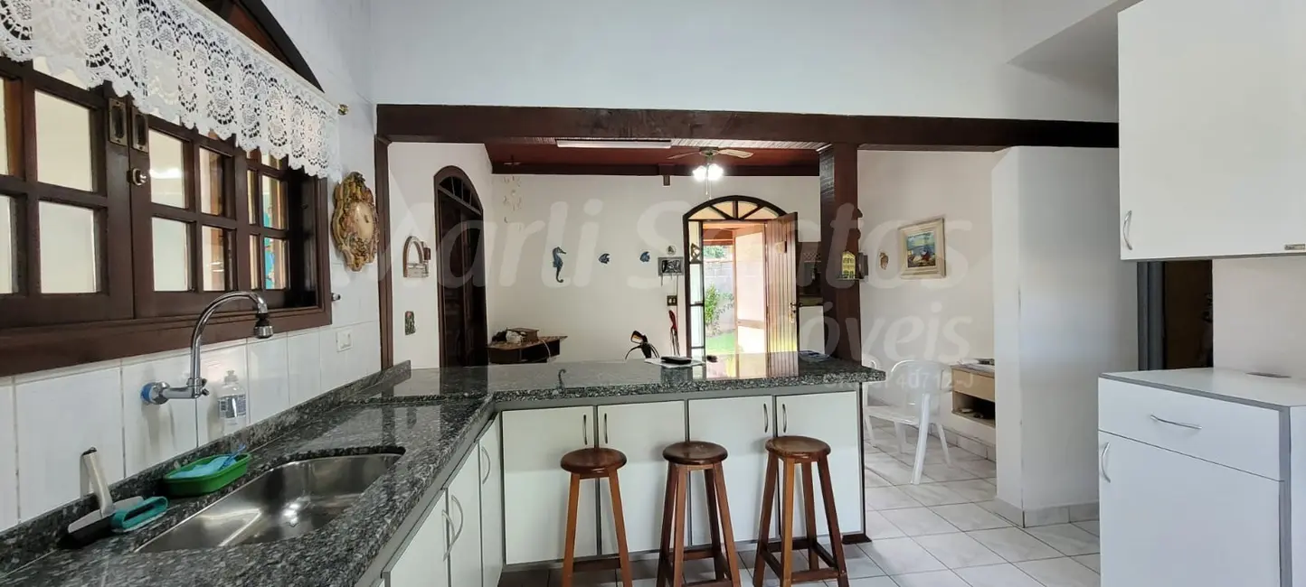 Foto 2 de Casa com 3 quartos à venda, 102m2 em Ilhabela - SP