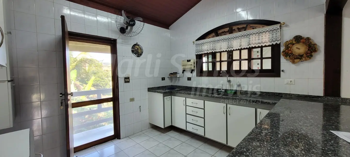 Foto 3 de Casa com 3 quartos à venda, 102m2 em Ilhabela - SP