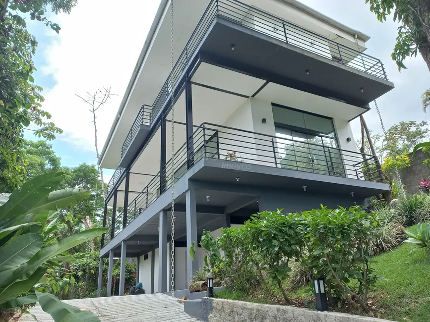 Foto 1 de Casa com 3 quartos à venda, 297m2 em Ilhabela - SP