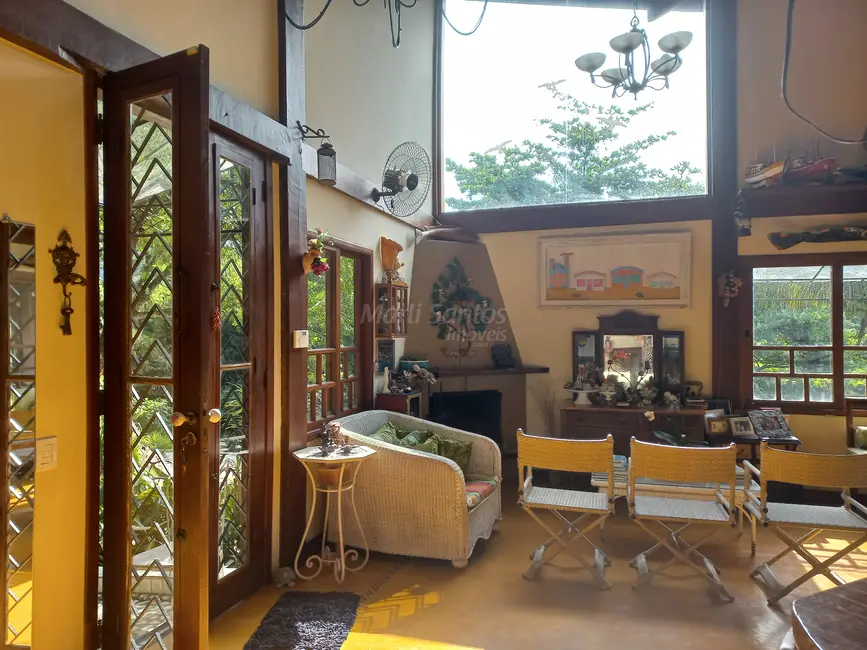 Foto 5 de Casa com 3 quartos à venda, 220m2 em Barra Velha, Ilhabela - SP